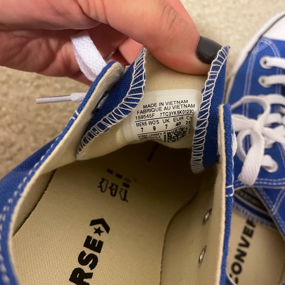 Converse Blue and White Women's Sneakers - Picture 4 of 4